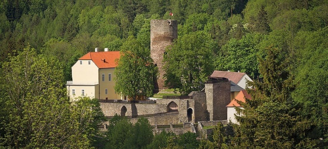 Hrad Svojanov (19 km)